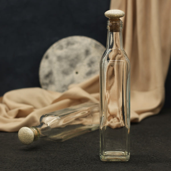 Exquisite water glass bottle with wooden knob as its cap