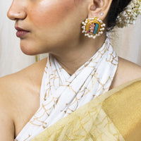 Earrings (face painting)